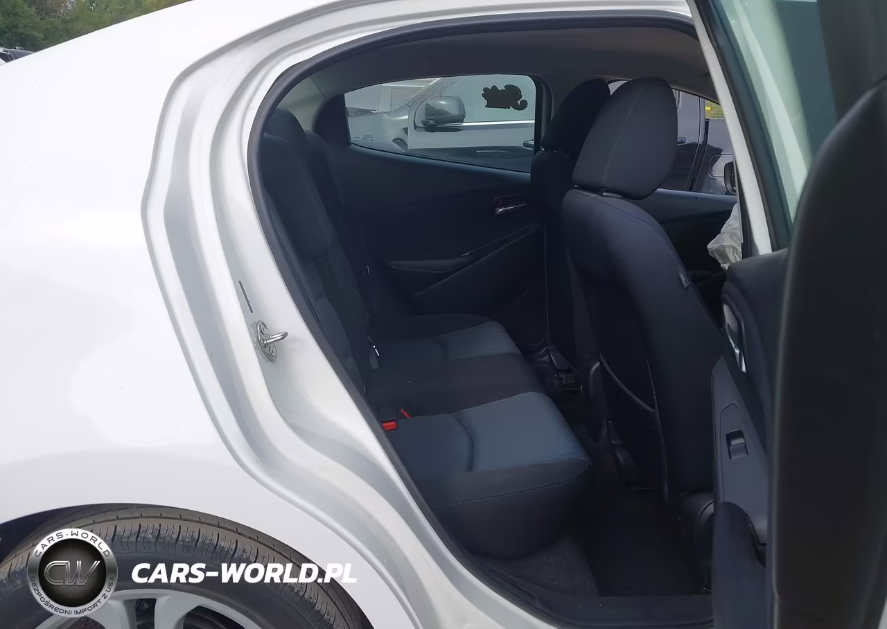 2016 Scion Ia VIN:3MYDLBZV2GY112707 - 8