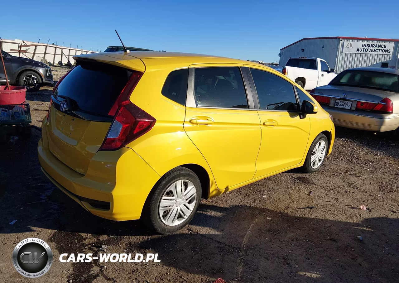 2018 Honda Fit Lx VIN:3HGGK5H46JM726930 - 4