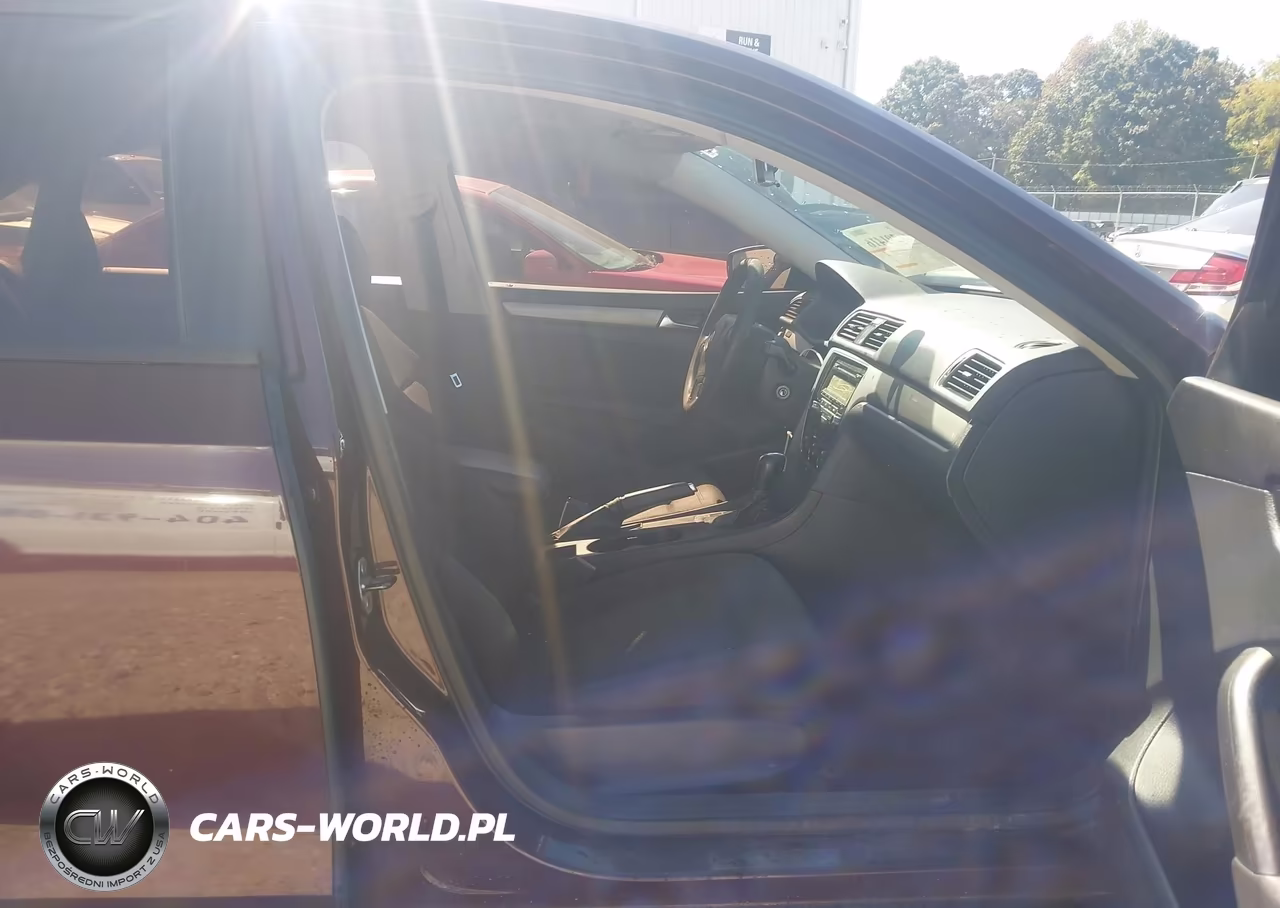2013 Volkswagen Passat 2.5L S VIN:1VWAP7A36DC052719 - 5