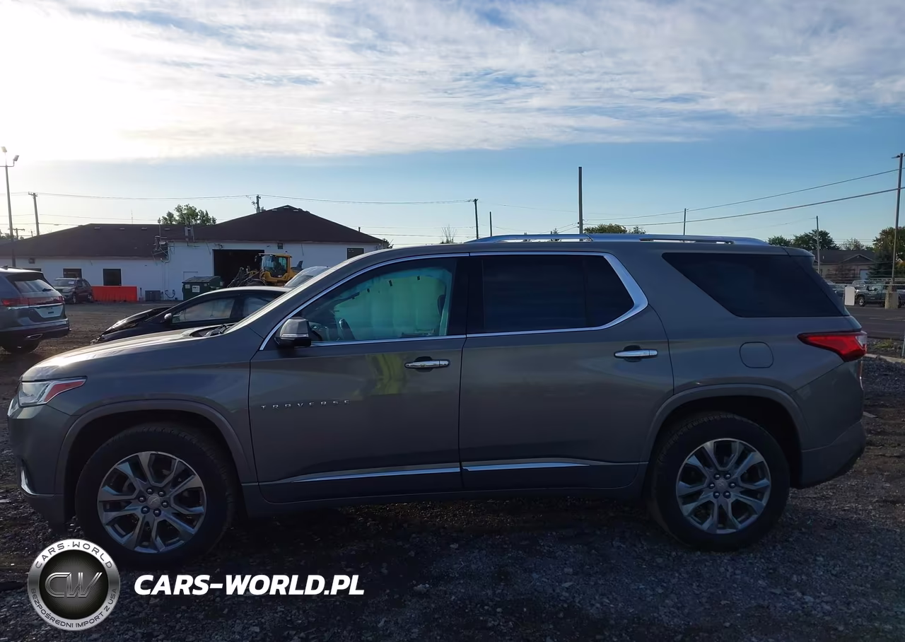 2019 Chevrolet Traverse Premier VIN:1GNEVKKW8KJ153119 - 14