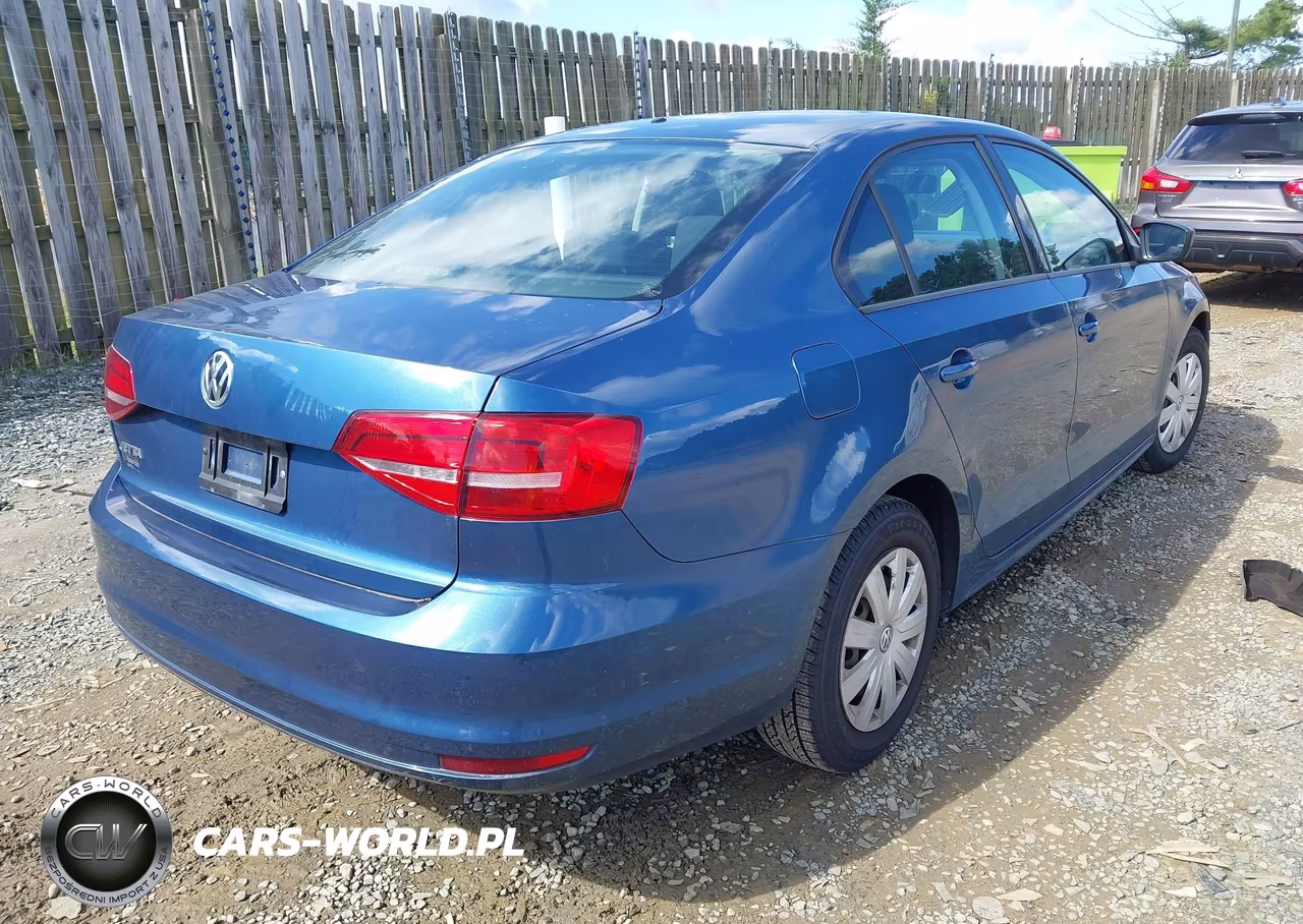 2015 Volkswagen Jetta 2.0L S VIN:3VW2K7AJ7FM307851 - 4