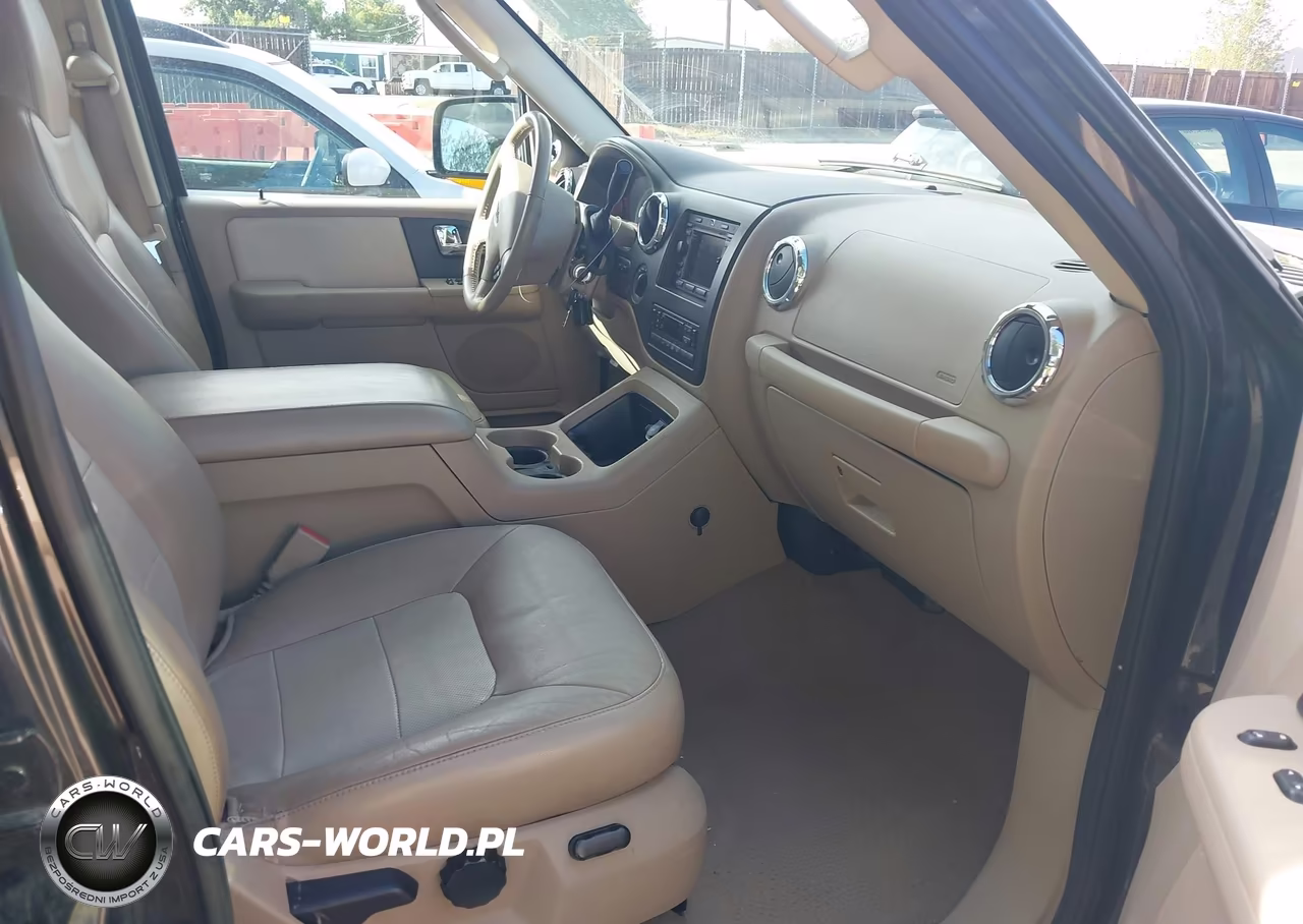 2005 Ford Expedition Eddie Bauer-King Ranch VIN:1FMFU18575LA68947 - 5