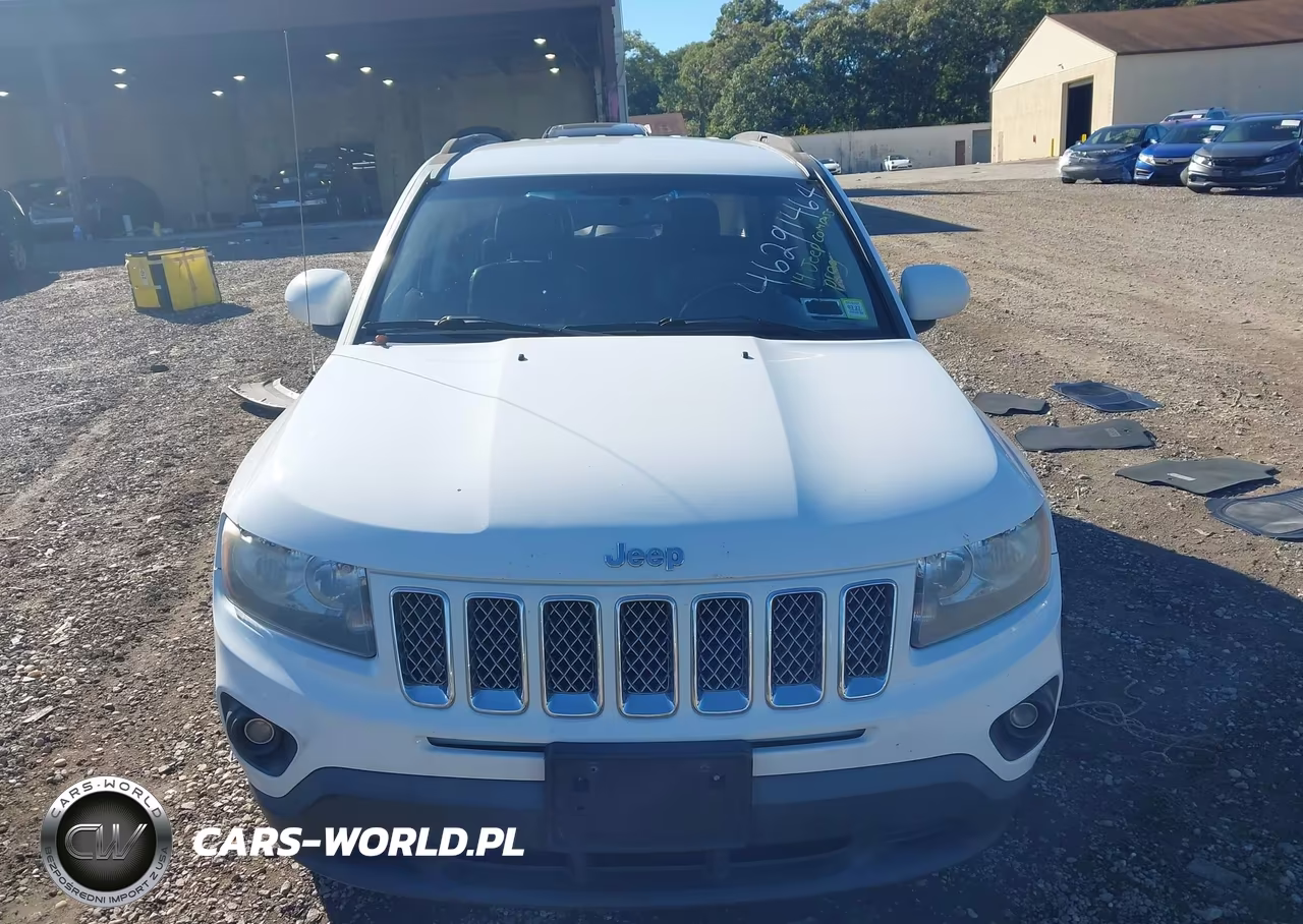 2014 Jeep Compass Latitude VIN:1C4NJDEB0ED741284 - 11