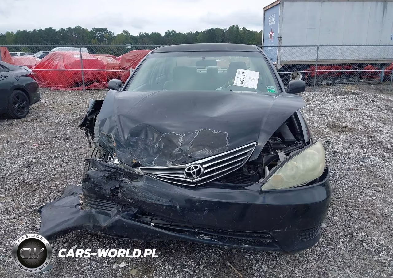 2005 Toyota Camry Le VIN:4T1BE32K45U010164 - 12