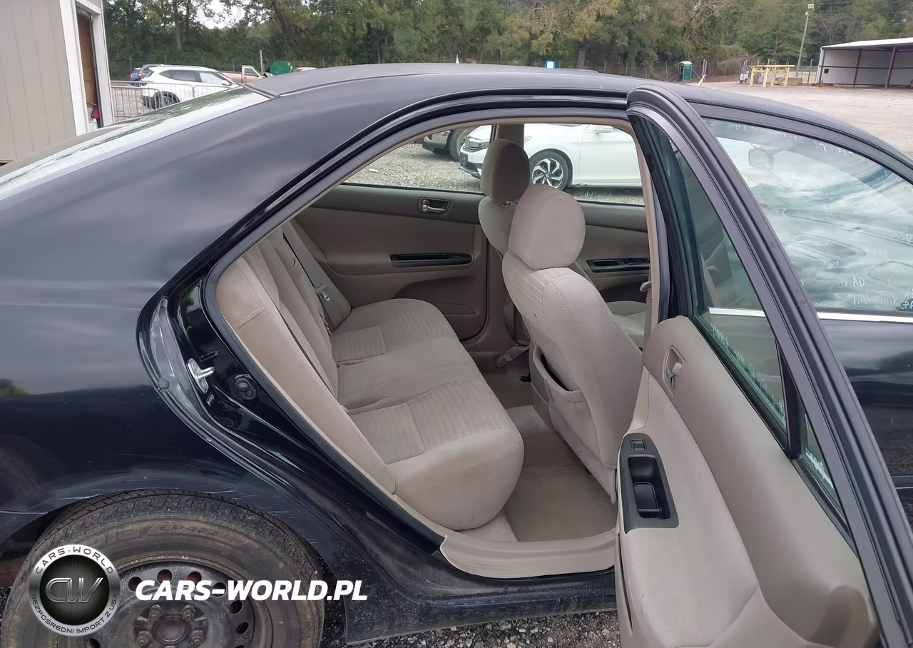 2005 Toyota Camry Le VIN:4T1BE32K45U010164 - 8