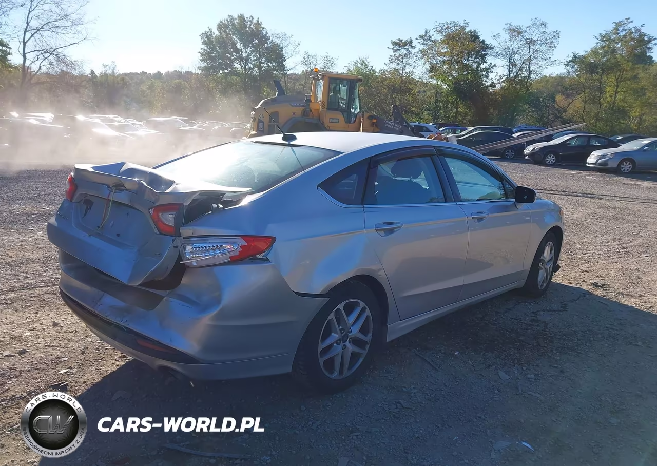 2015 Ford Fusion Se VIN:3FA6P0H72FR248630 - 4