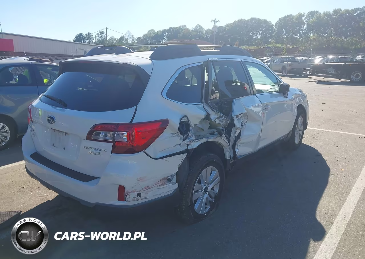 2017 Subaru Outback 2.5I Premium VIN:4S4BSACC1H3390059 - 4