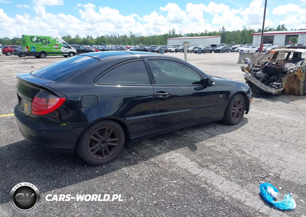 2003 Mercedes-Benz C 230 Kompressor Sport VIN:WDBRN40J83A468466 - 4