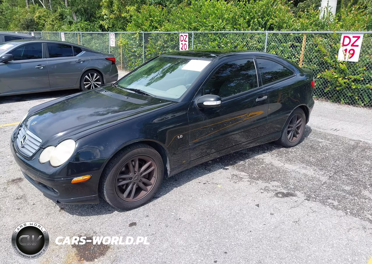 2003 Mercedes-Benz C 230 Kompressor Sport VIN:WDBRN40J83A468466 - 6