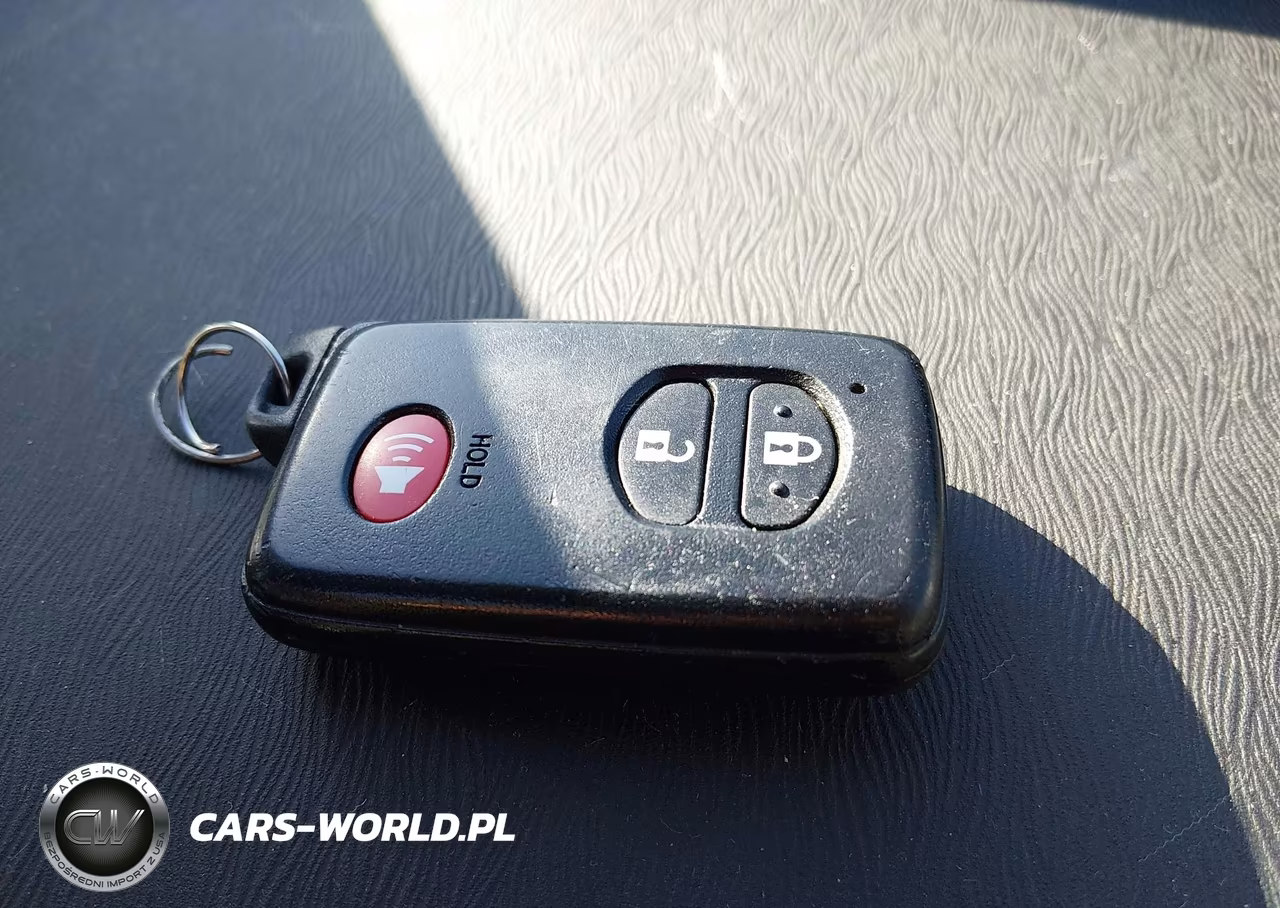 2012 Toyota Prius Five VIN:JTDKN3DU8C5437065 - 11