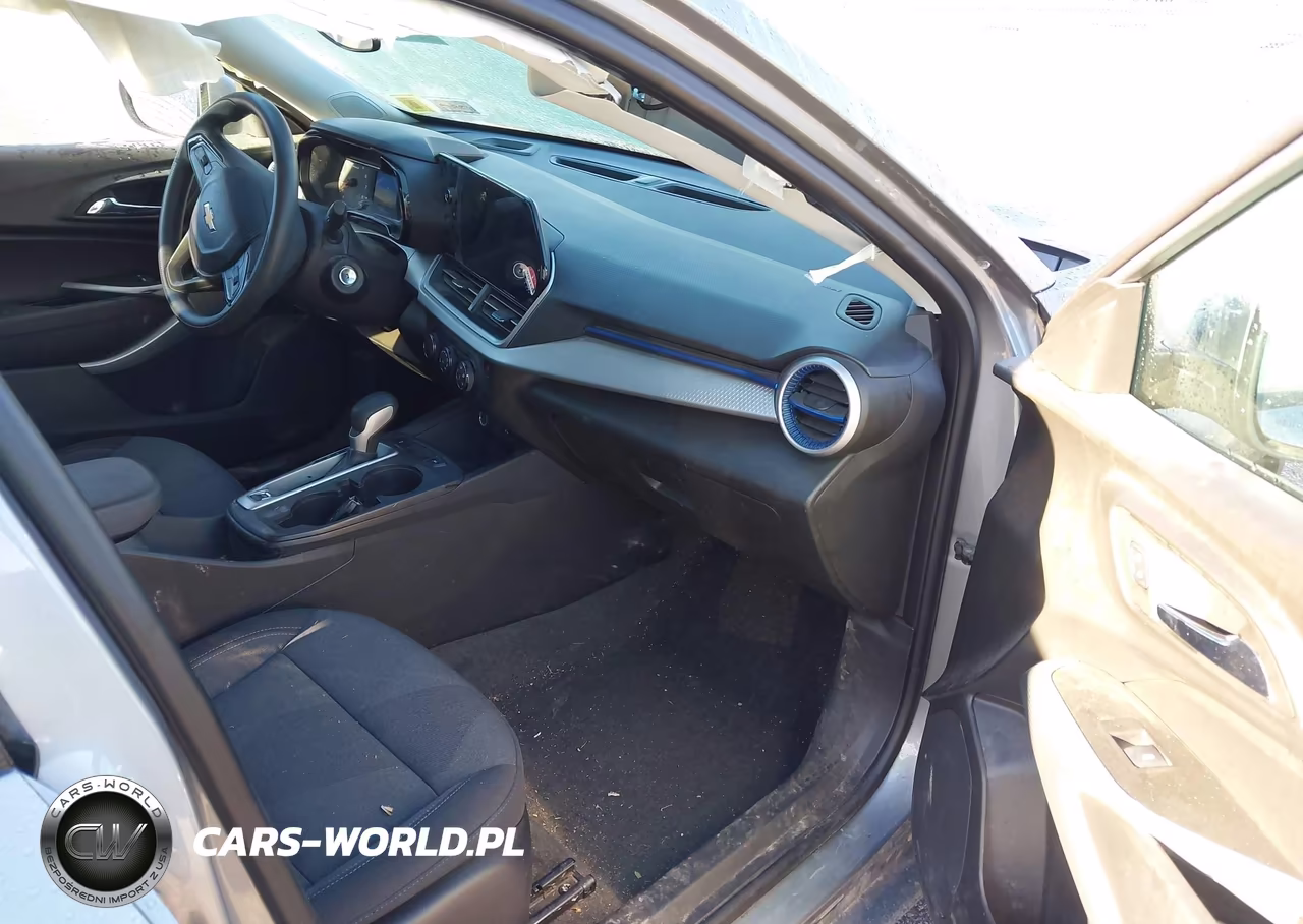 2025 Chevrolet Trax Fwd Ls VIN:KL77LFEP1SC060947 - 5