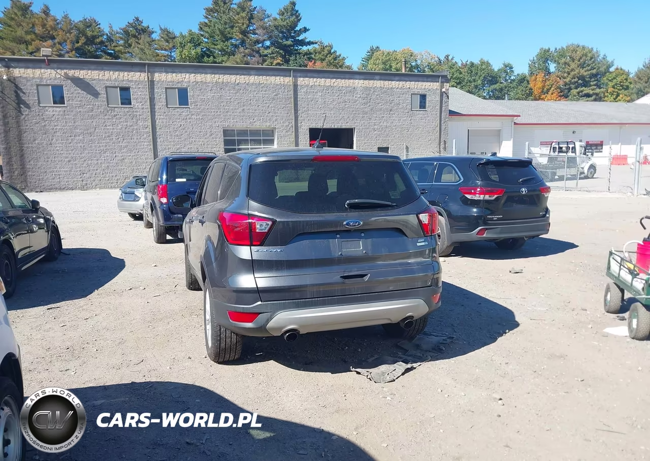 2019 Ford Escape Se VIN:1FMCU9GD0KUB90663 - 16