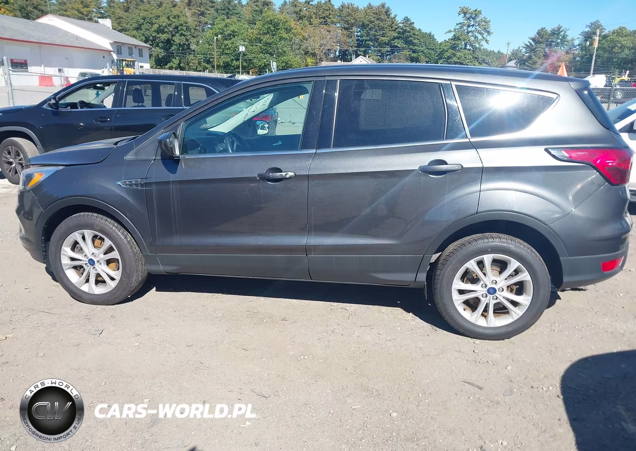 2019 Ford Escape Se VIN:1FMCU9GD0KUB90663 - 6