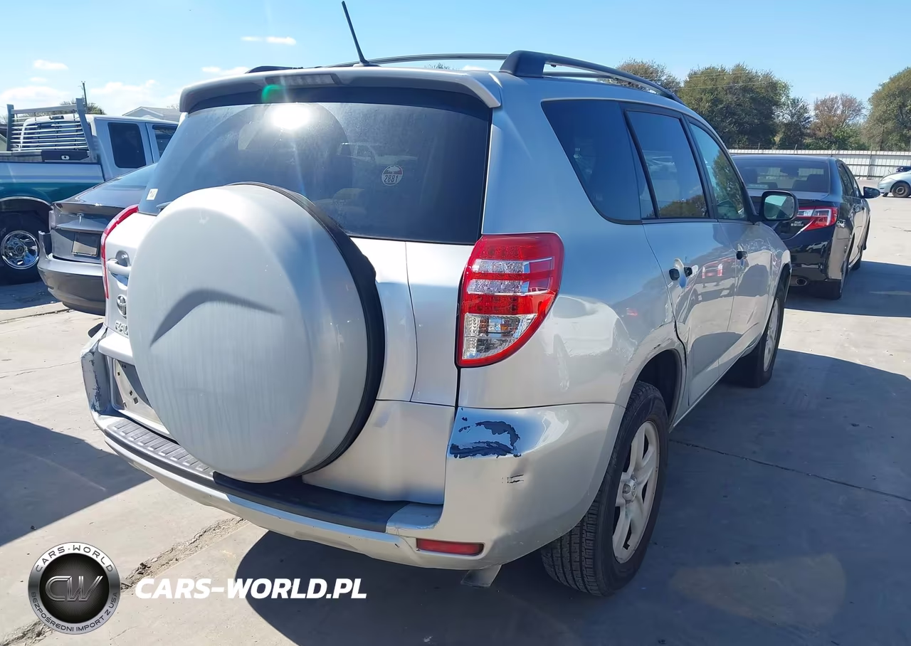 2011 Toyota Rav4 VIN:2T3ZF4DVXBW054553 - 4