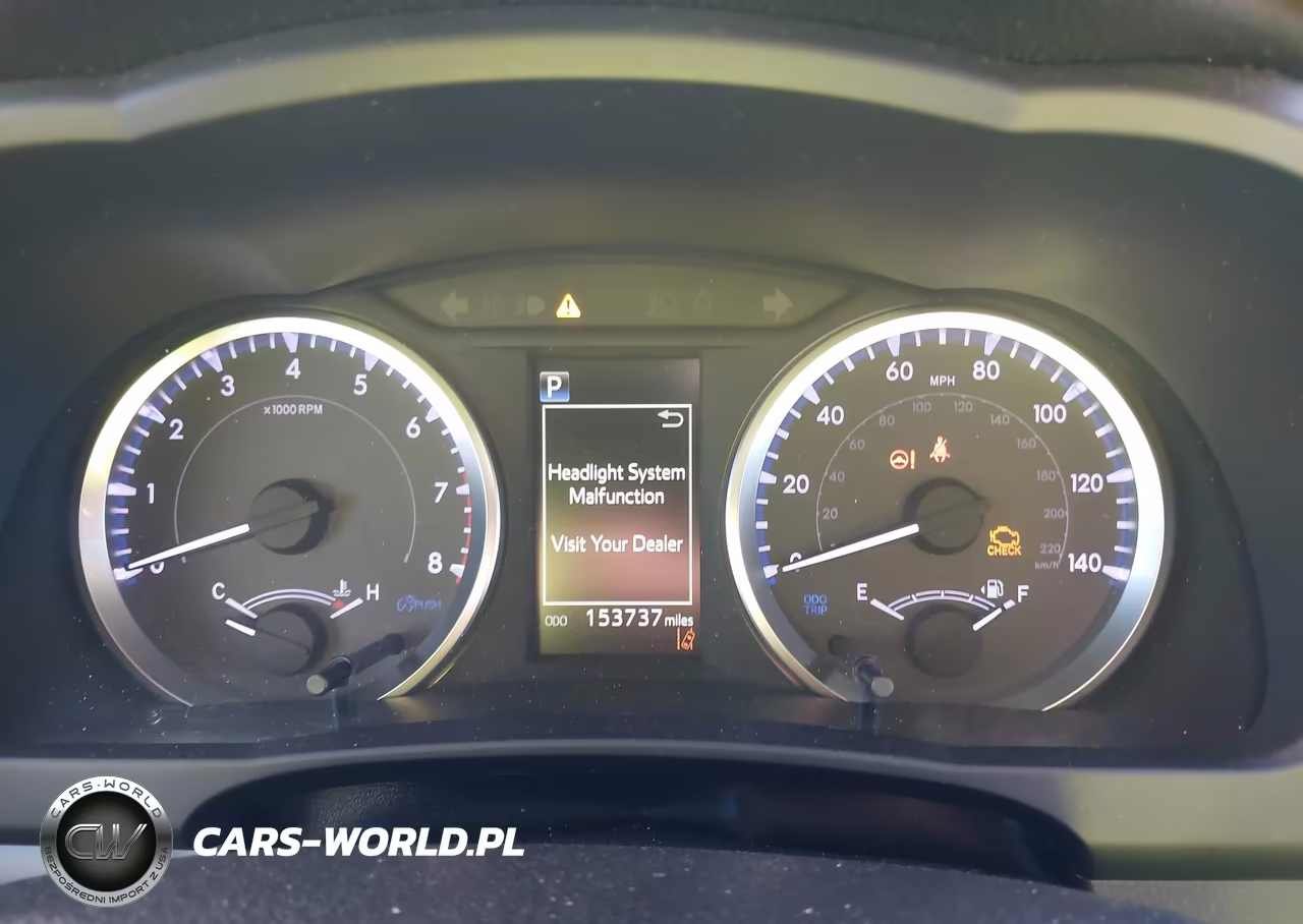 2019 Toyota Highlander Le VIN:5TDBZRFH9KS733518 - 7