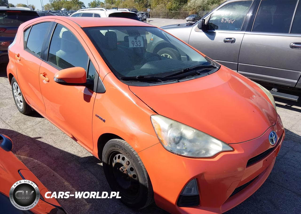 2013 Toyota Prius C One