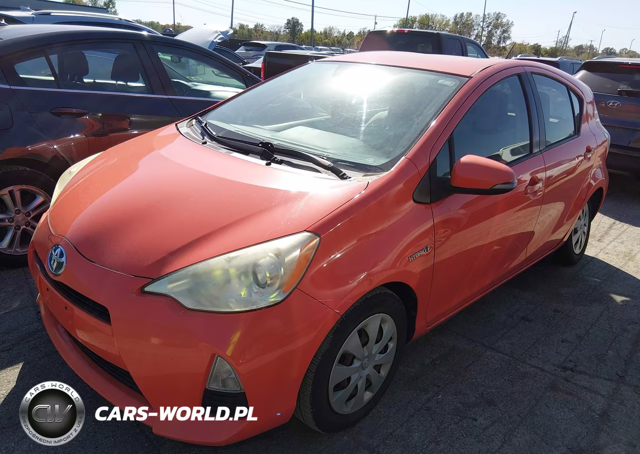 2013 Toyota Prius C One VIN:JTDKDTB3XD1056341 - 2