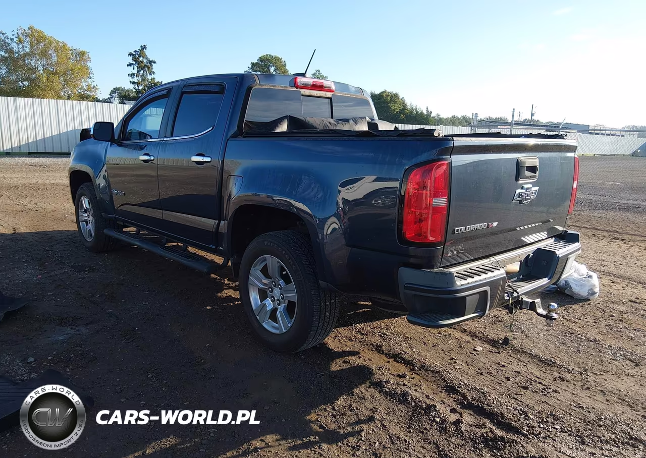 2018 Chevrolet Colorado Z71 VIN:1GCGSDEN9J1198142 - 3