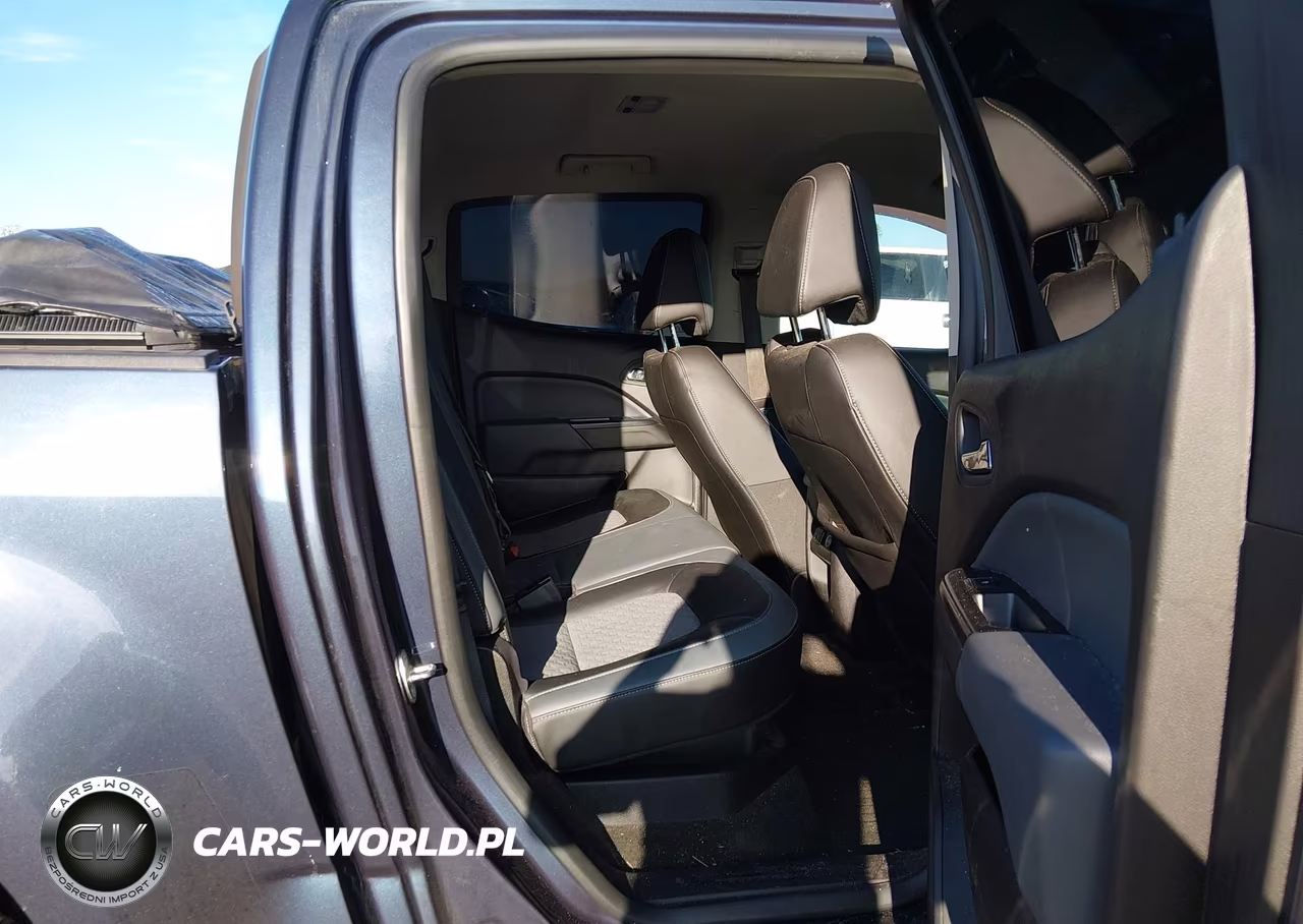 2018 Chevrolet Colorado Z71 VIN:1GCGSDEN9J1198142 - 8
