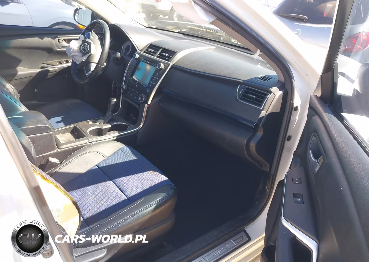 2016 Toyota Camry Se VIN:4T1BF1FK3GU155470 - 5