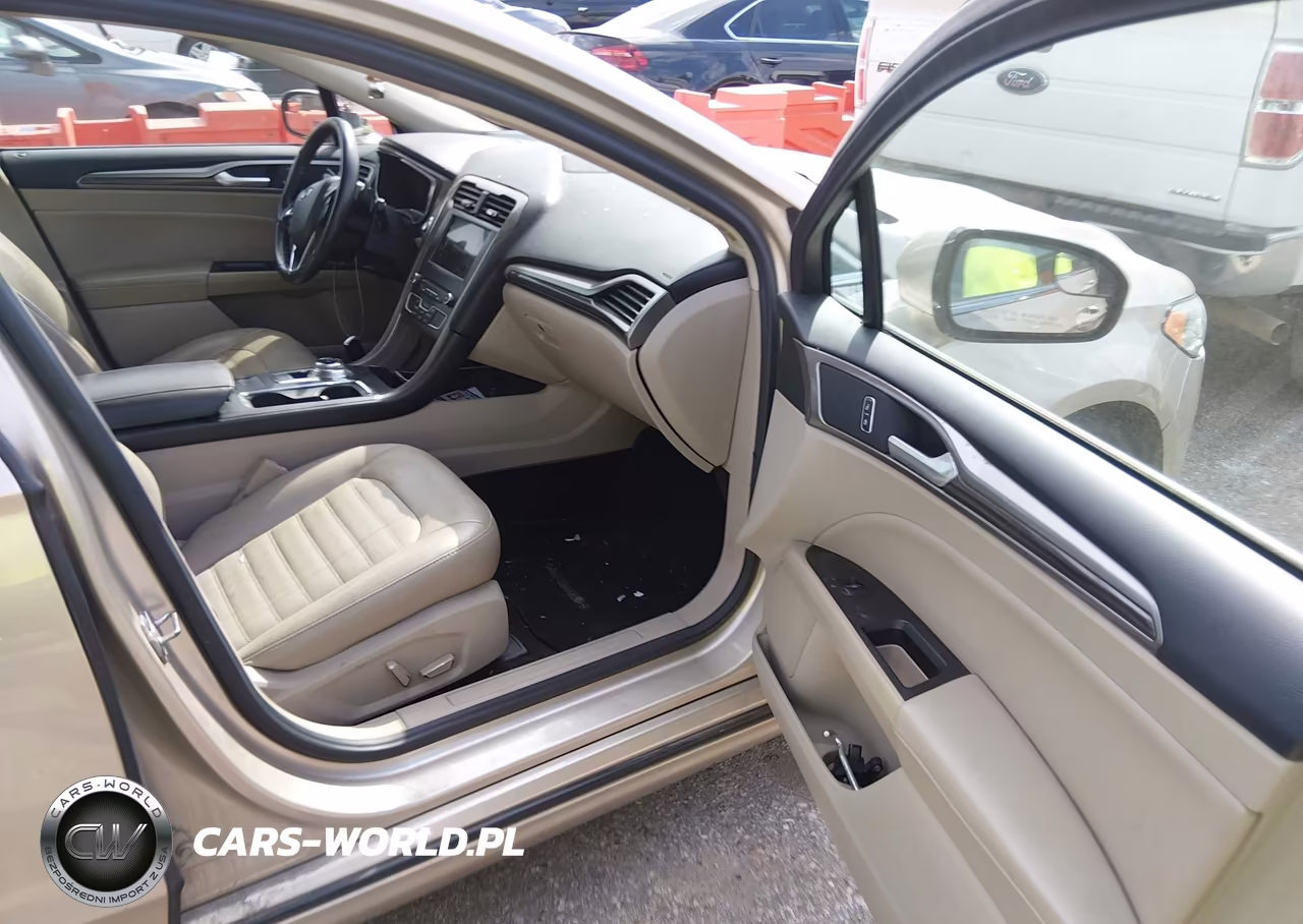 2017 Ford Fusion Se VIN:3FA6P0HD1HR235182 - 5