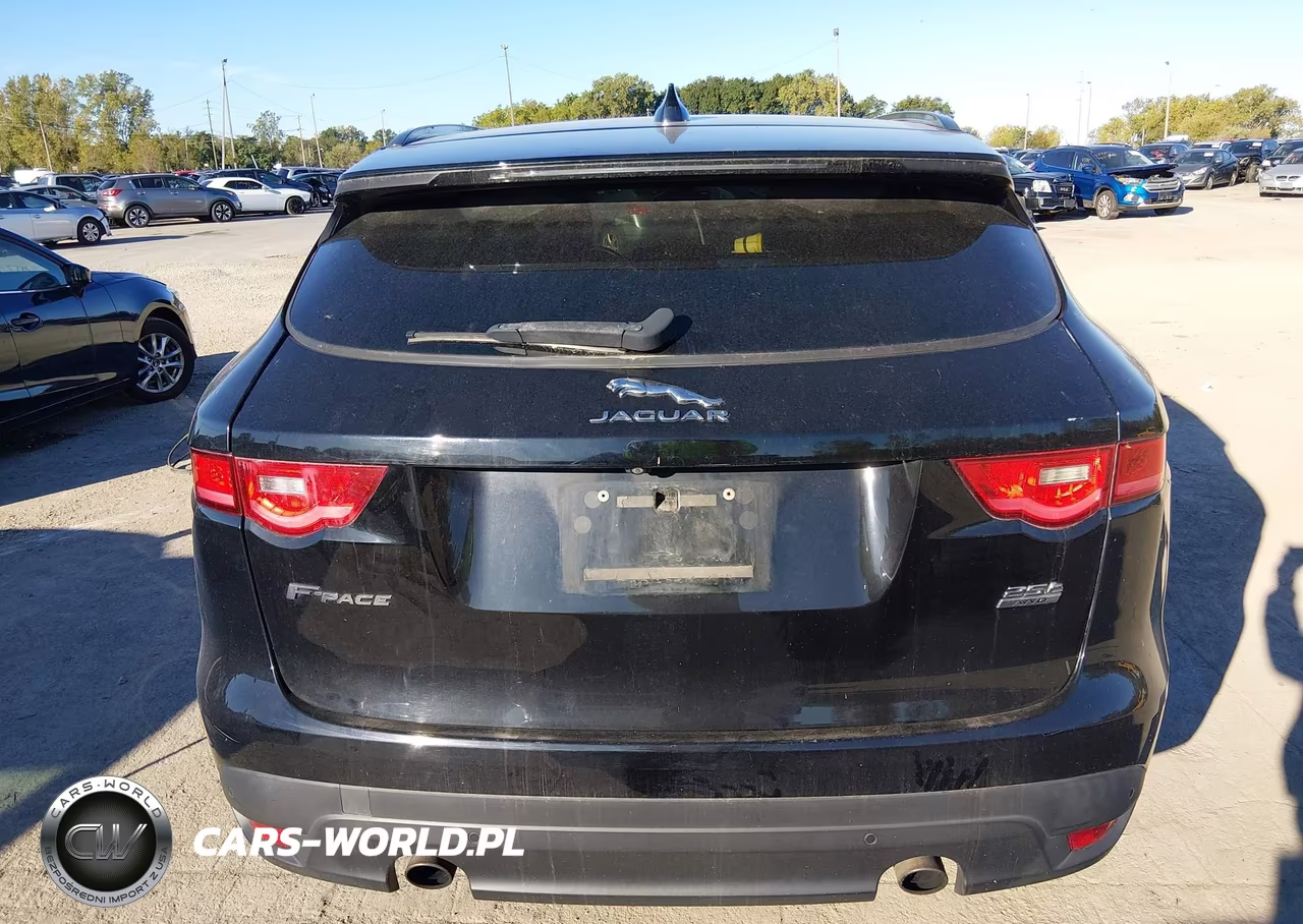 2019 Jaguar F-Pace 25T Premium VIN:SADCJ2FX4KA355698 - 16
