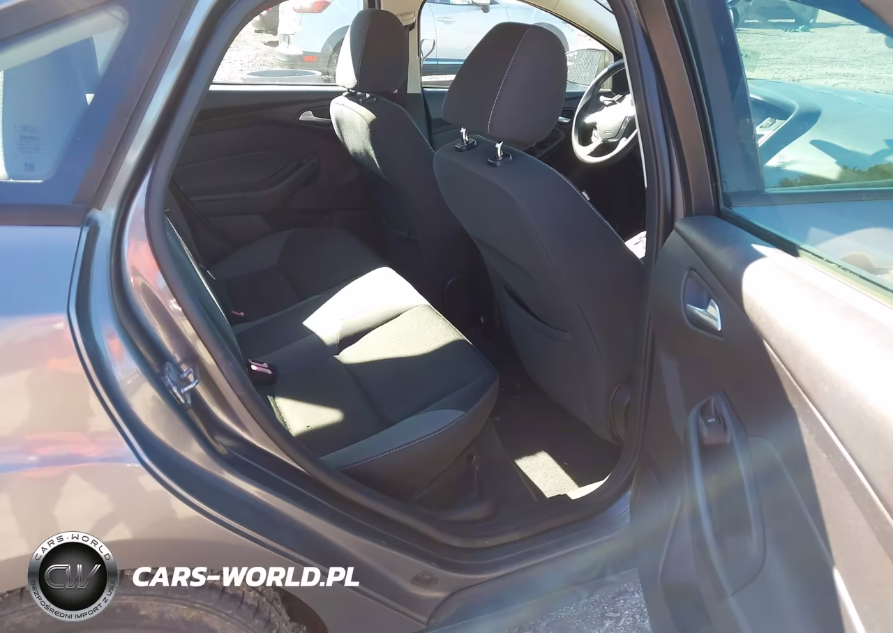 2014 Ford Focus Se VIN:1FADP3F23EL219828 - 8