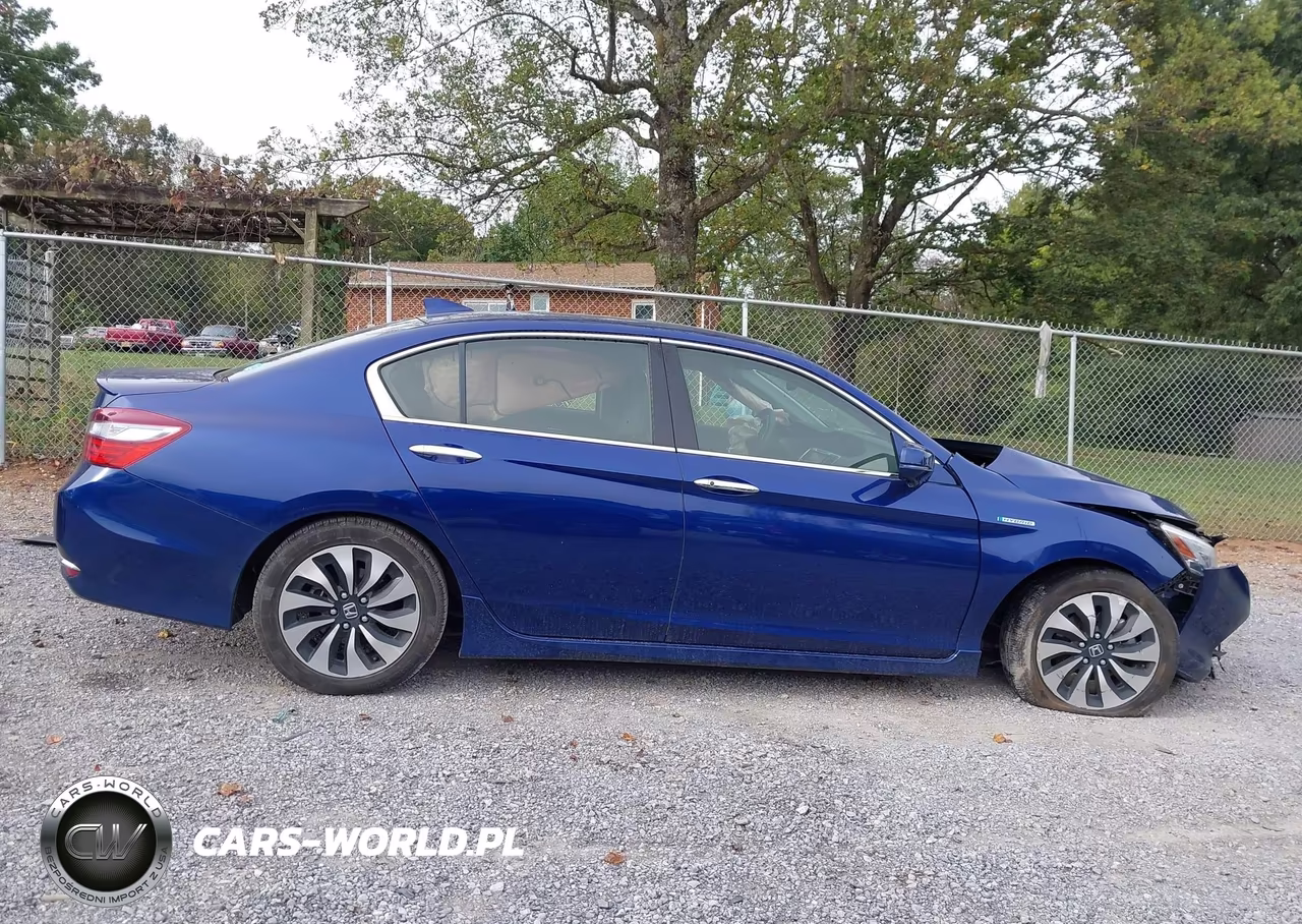 2017 Honda Accord Hybrid Touring VIN:JHMCR6F79HC017253 - 13