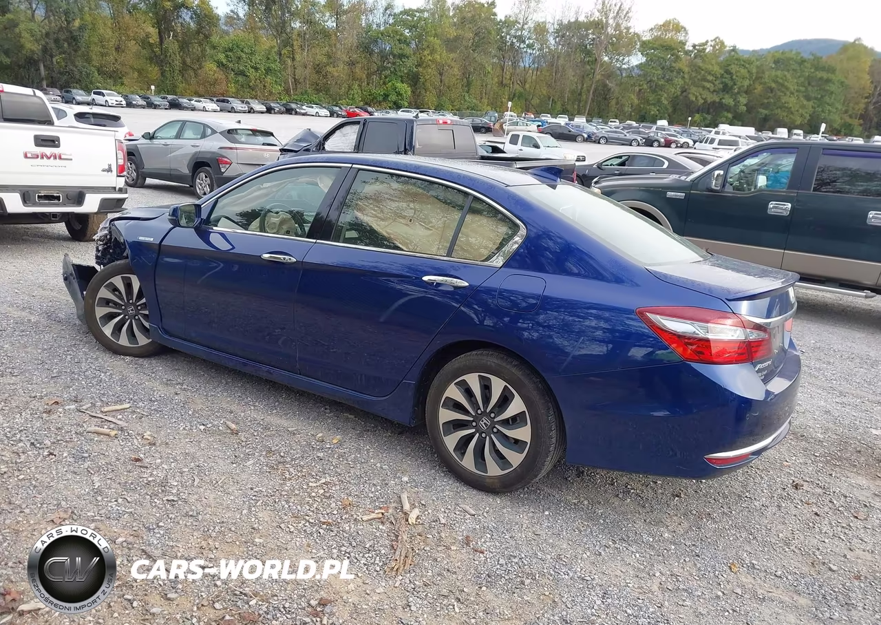 2017 Honda Accord Hybrid Touring VIN:JHMCR6F79HC017253 - 3