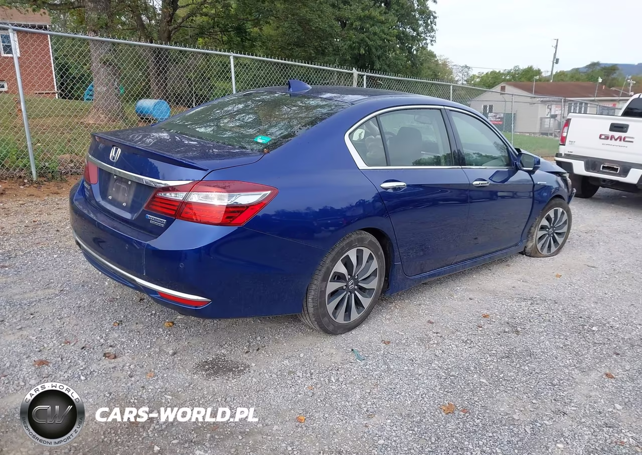 2017 Honda Accord Hybrid Touring VIN:JHMCR6F79HC017253 - 4