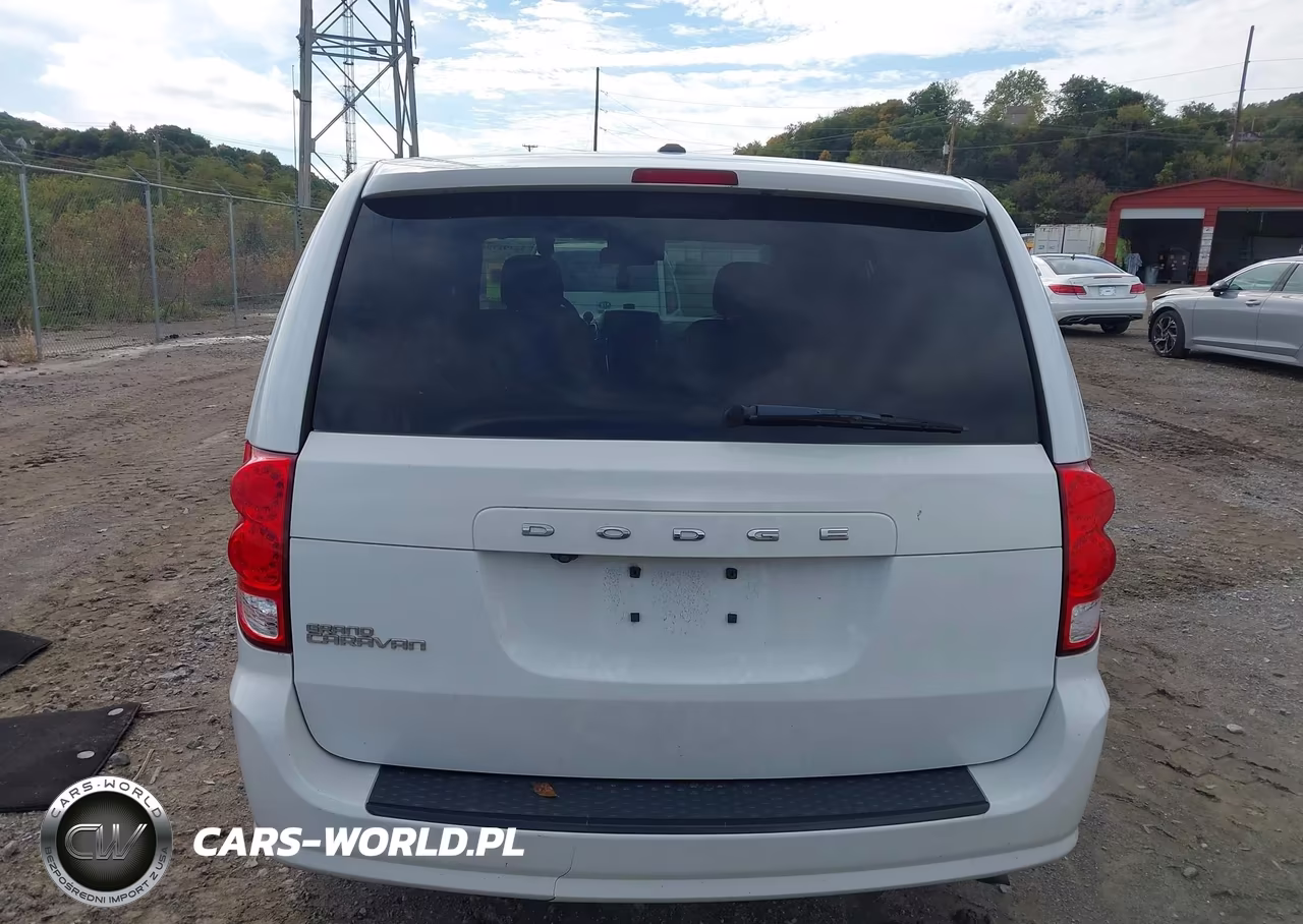 2018 Dodge Grand Caravan Se Plus VIN:2C4RDGBG7JR304108 - 16