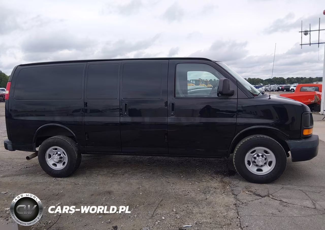 2015 Chevrolet Express 2500 Work Van VIN:1GCWGFCG7F1210485 - 13