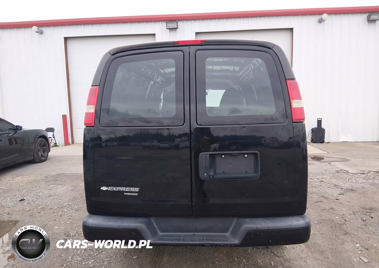 2015 Chevrolet Express 2500 Work Van VIN:1GCWGFCG7F1210485 - 16