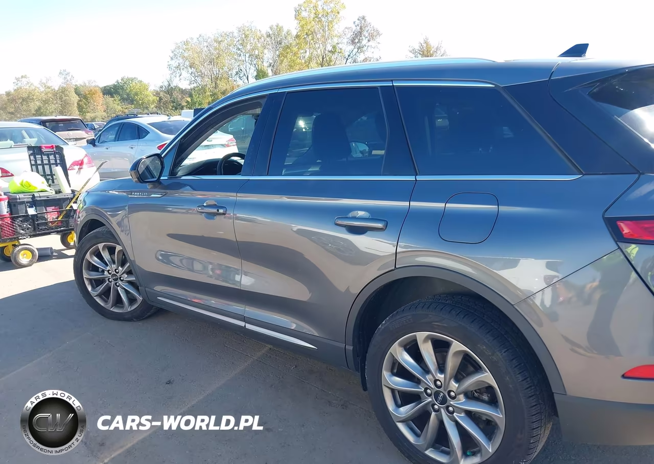 2021 Lincoln Corsair Standard VIN:5LMCJ1D92MUL07993 - 14