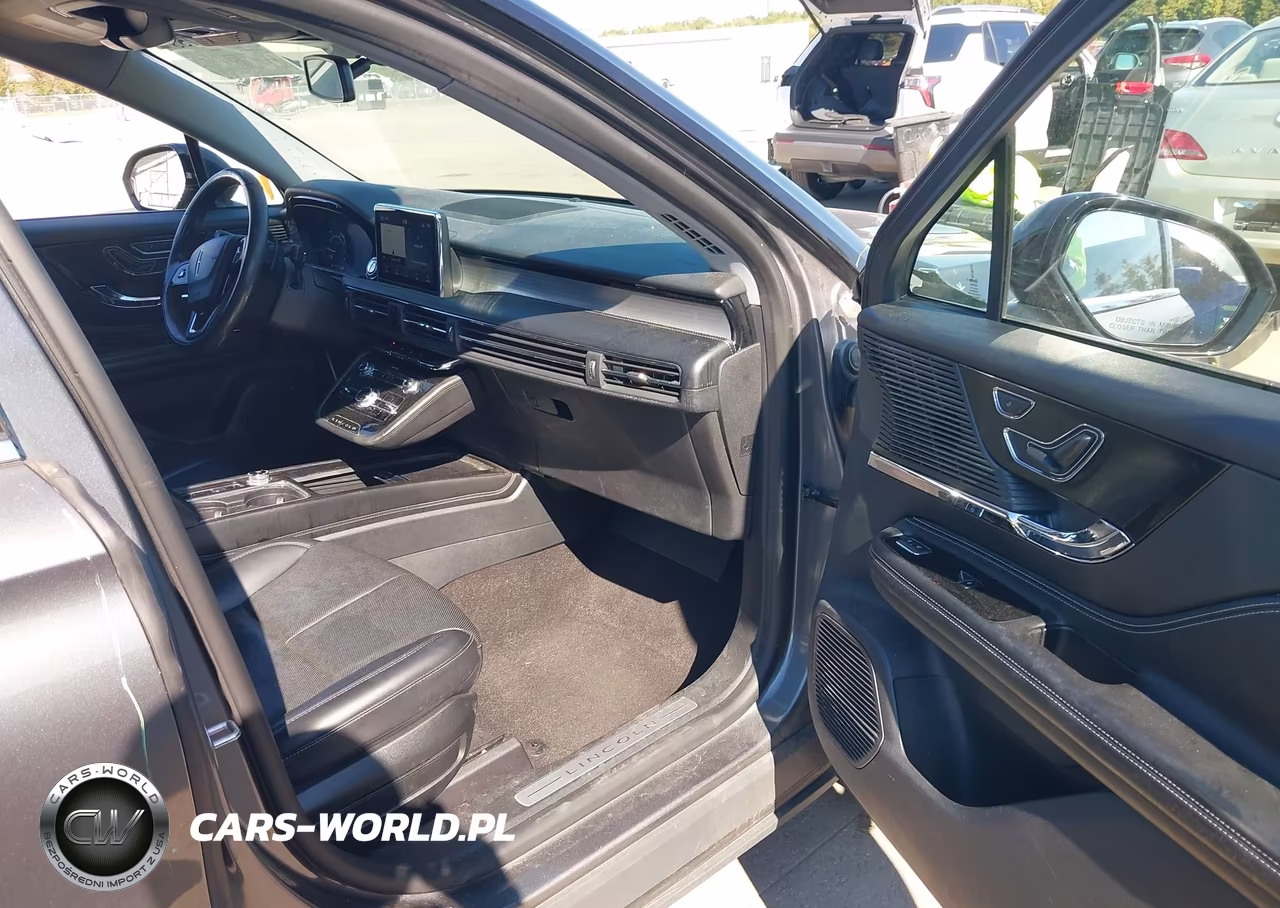 2021 Lincoln Corsair Standard VIN:5LMCJ1D92MUL07993 - 5