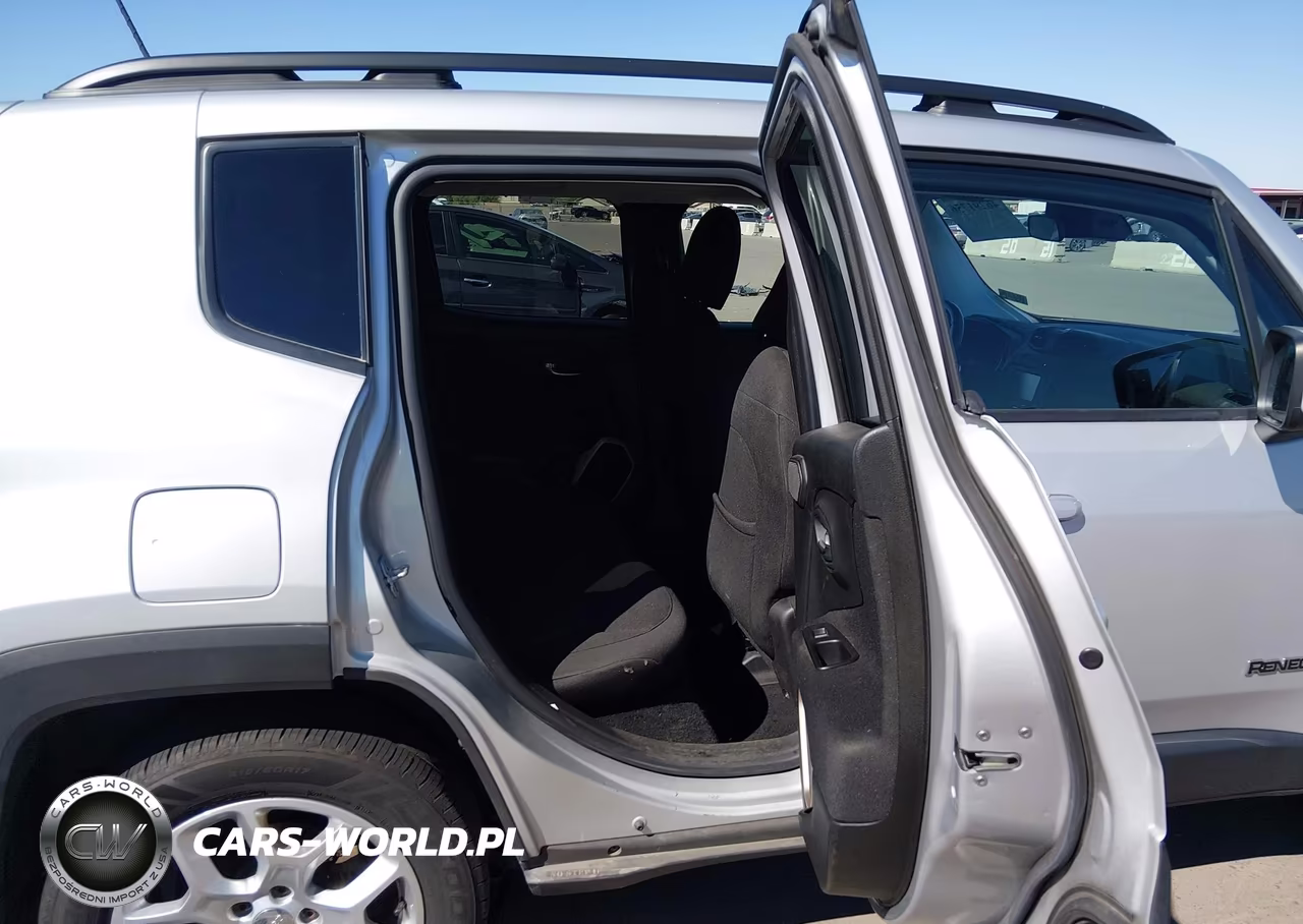2015 Jeep Renegade Latitude VIN:ZACCJBBT0FPB29467 - 8