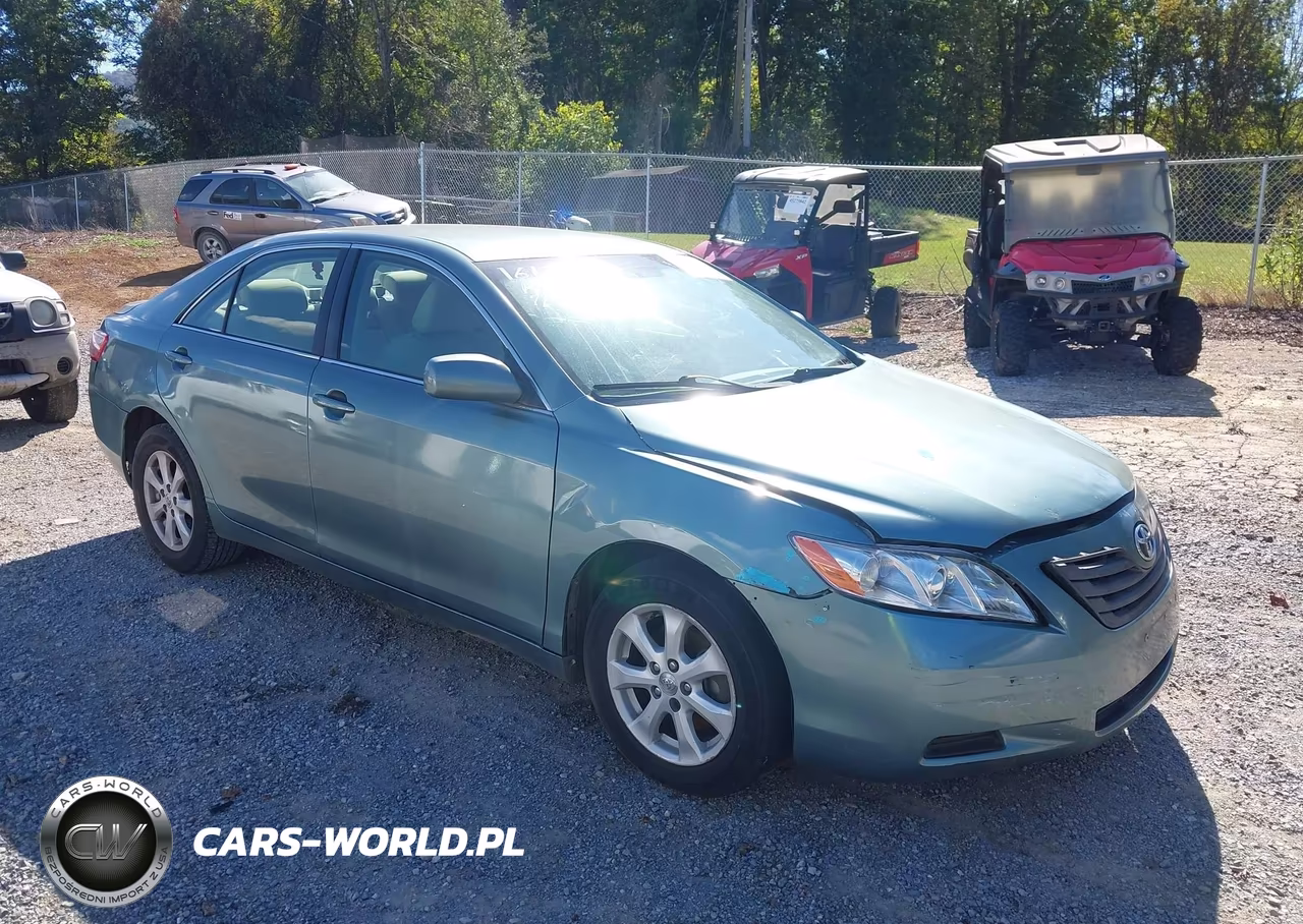 2009 Toyota Camry Le – zdjęcie 1 z 16
