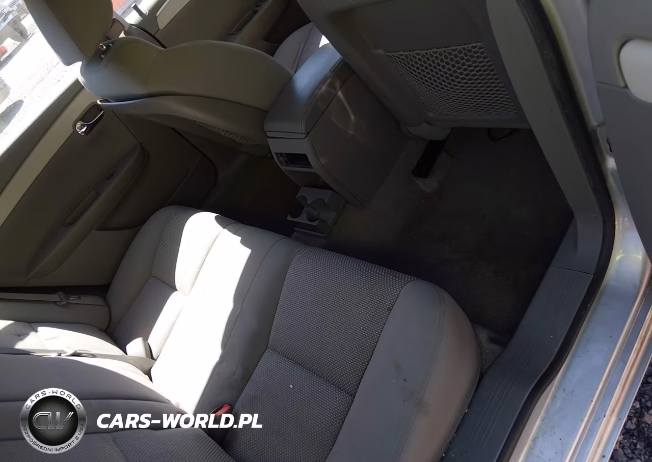 2011 Chevrolet Malibu Ls VIN:1G1ZB5E11BF137621 - 8