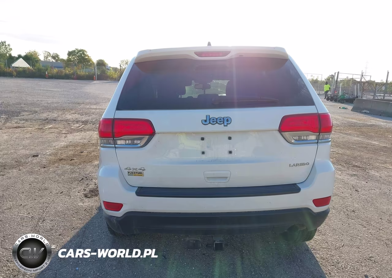 2015 Jeep Grand Cherokee Laredo VIN:1C4RJFAG1FC908869 - 16