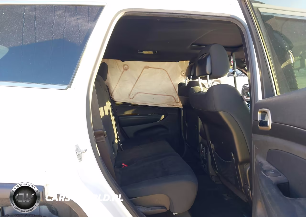 2015 Jeep Grand Cherokee Laredo VIN:1C4RJFAG1FC908869 - 8