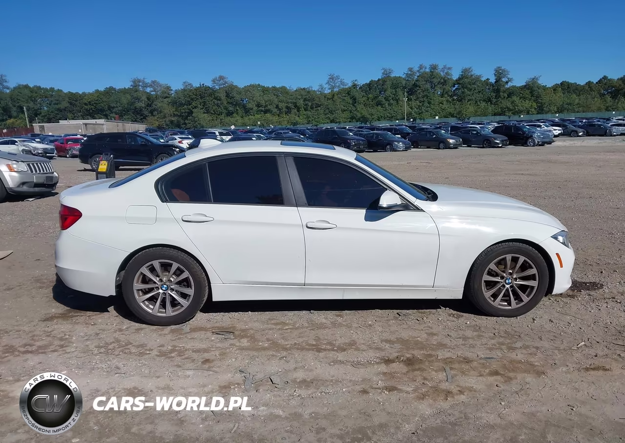 2016 BMW 320I xDrive VIN:WBA8E5G55GNT40435 - 13