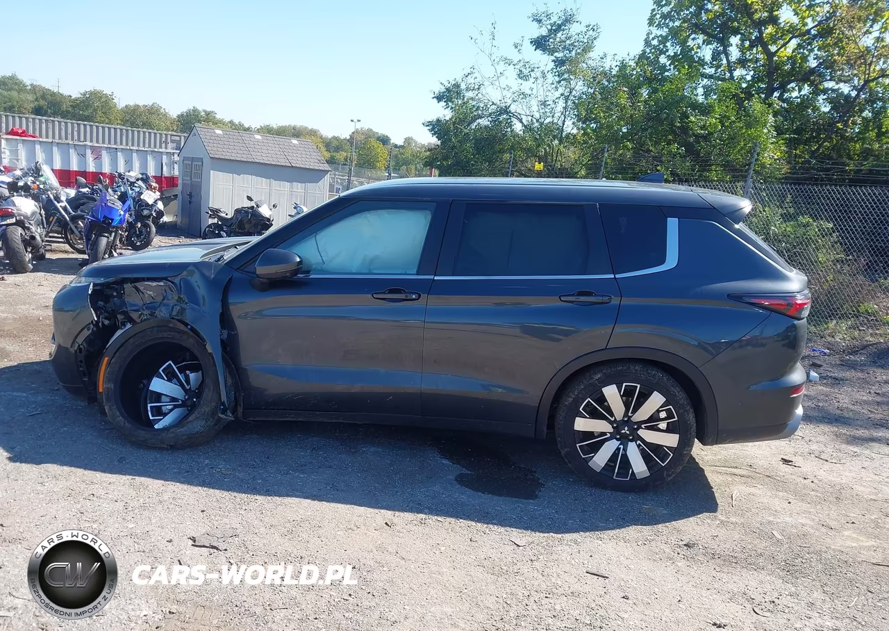 2026 Mitsubishi Outlander Le 2.5 2Wd-Se 2.5 2Wd VIN:JA4J3VAB2TZ008409 - 15