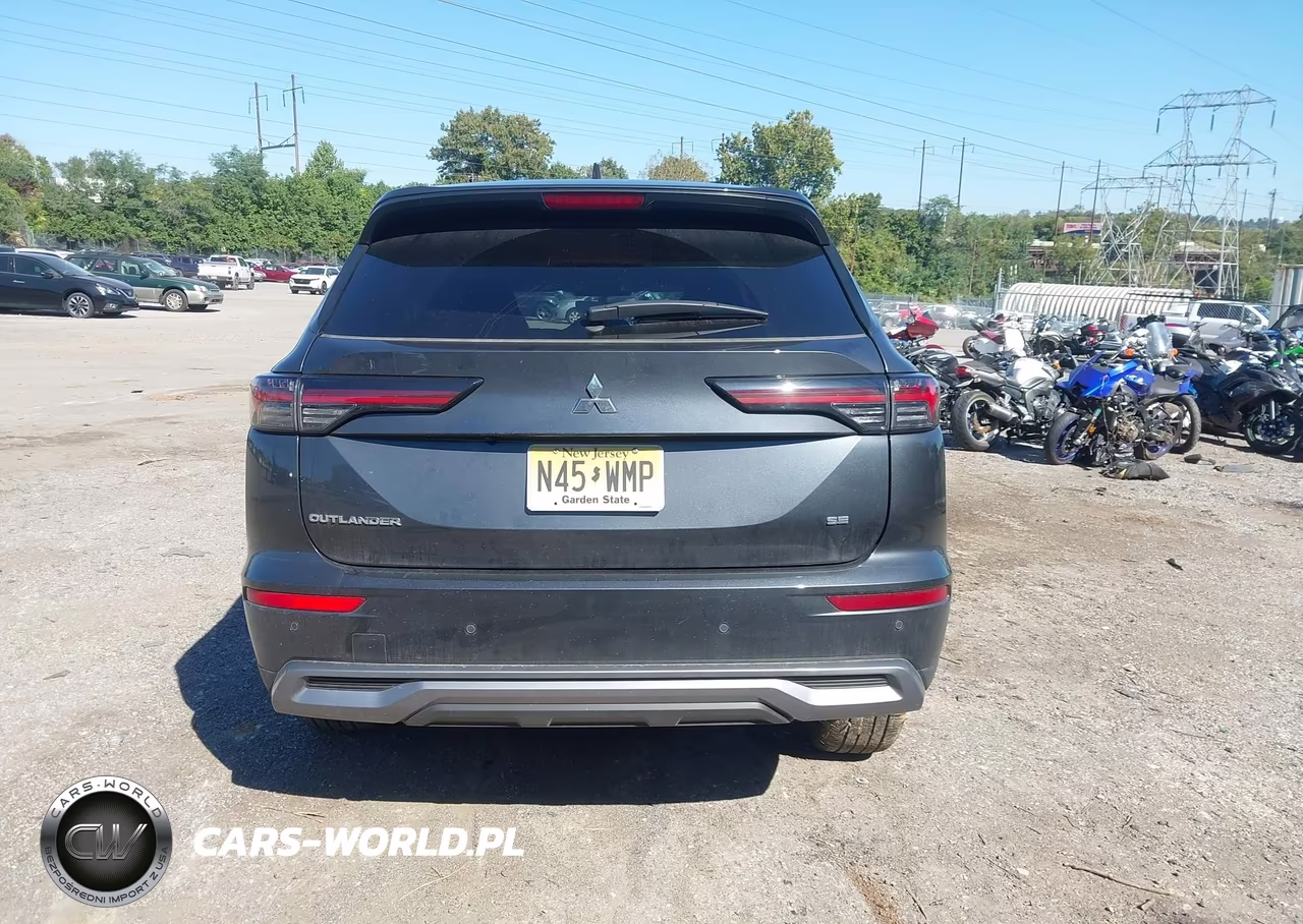 2026 Mitsubishi Outlander Le 2.5 2Wd-Se 2.5 2Wd VIN:JA4J3VAB2TZ008409 - 17