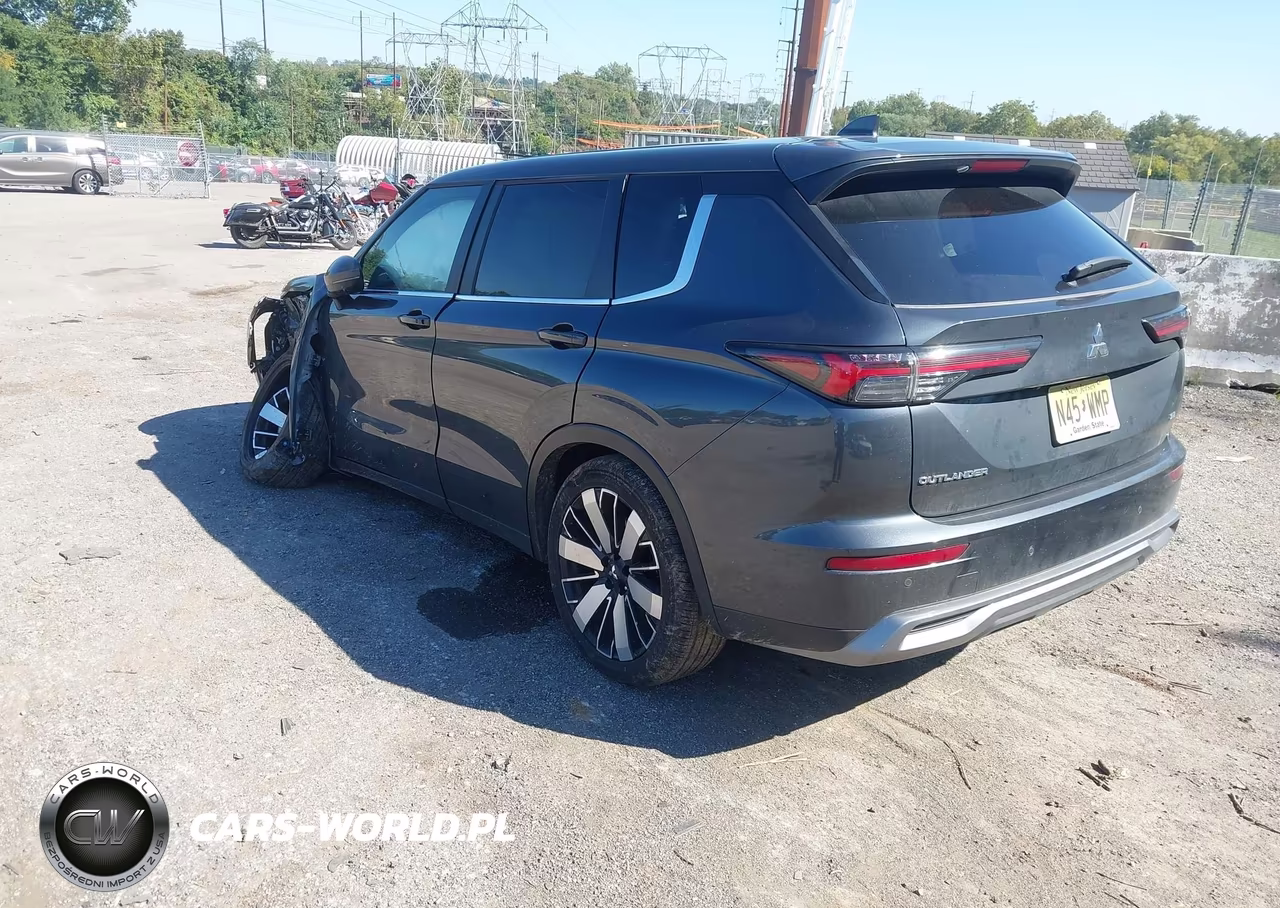 2026 Mitsubishi Outlander Le 2.5 2Wd-Se 2.5 2Wd VIN:JA4J3VAB2TZ008409 - 3