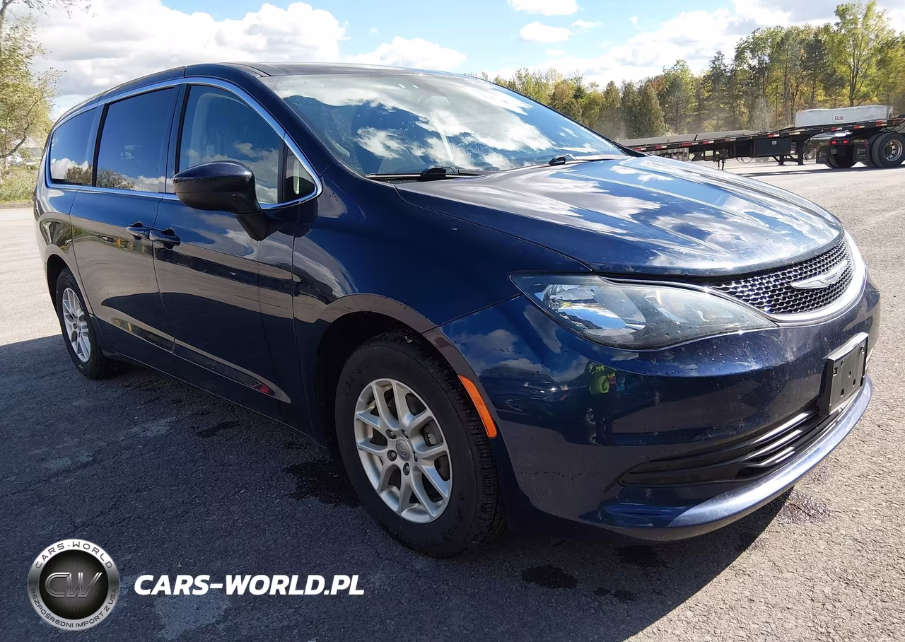2020 Chrysler Voyager Lx VIN:2C4RC1CG5LR211749 - 1