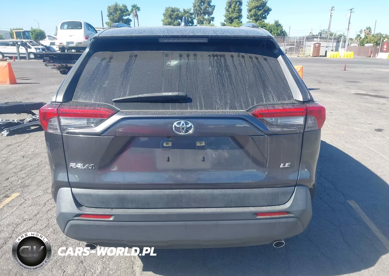 2019 Toyota Rav4 Le VIN:JTMH1RFV7KJ006365 - 17