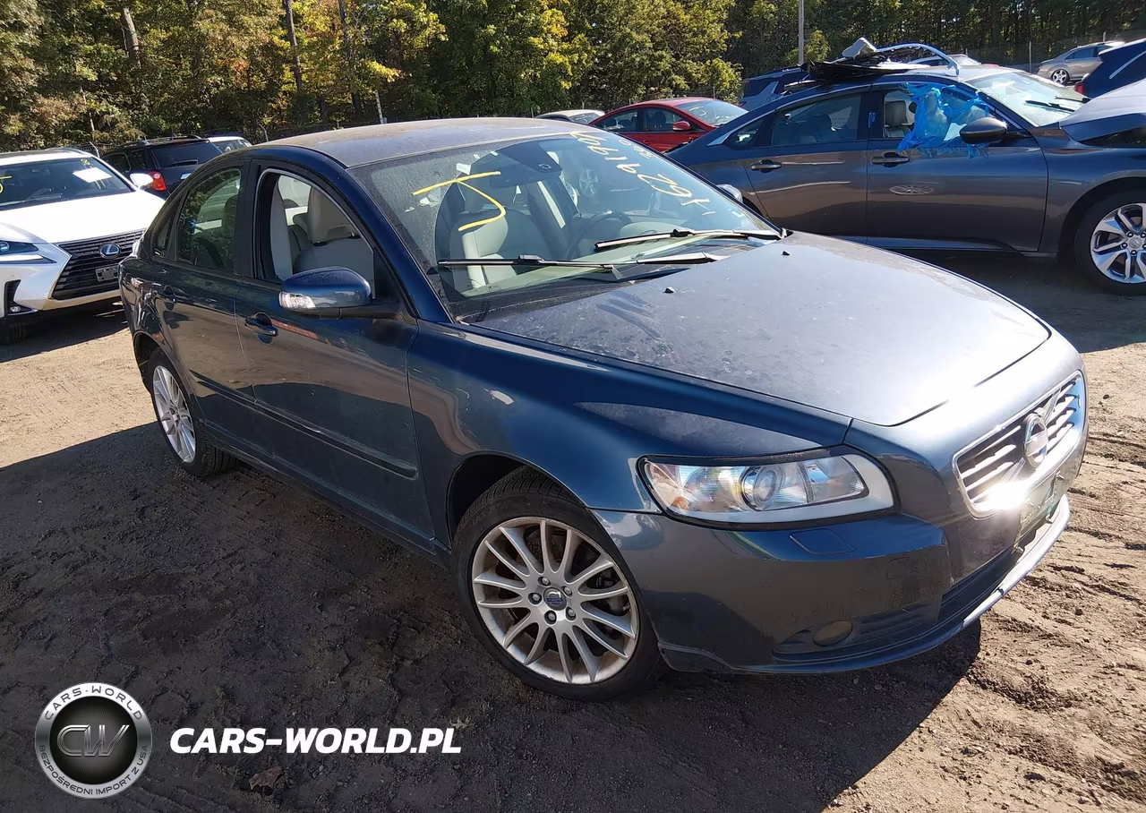 2011 Volvo S40 T5-T5 R-Design