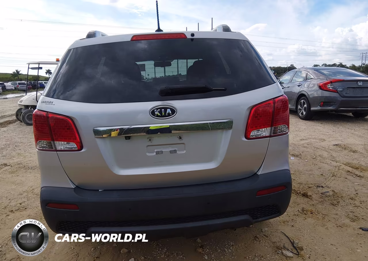 2013 Kia Sorento Lx VIN:5XYKT3A68DG393525 - 16