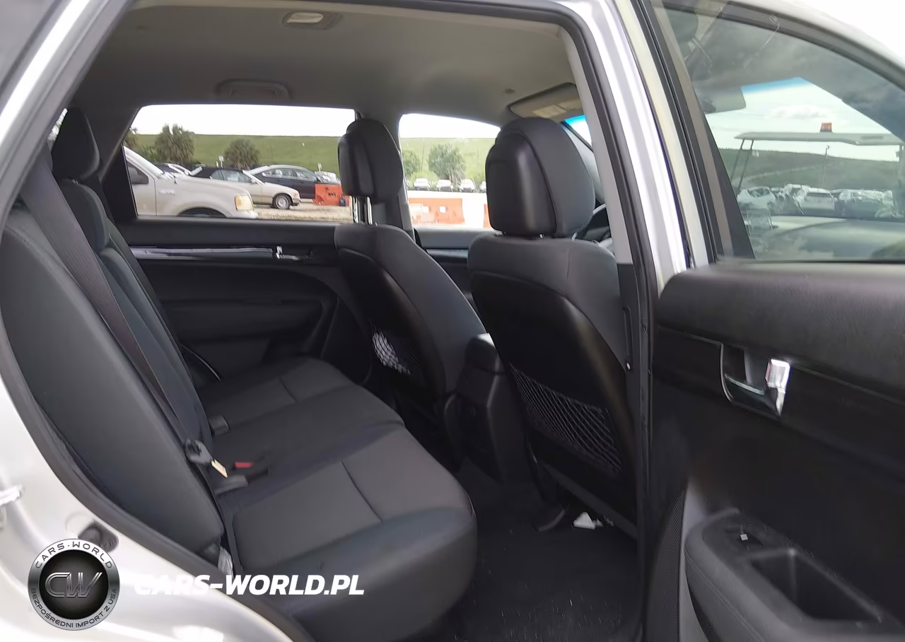 2013 Kia Sorento Lx VIN:5XYKT3A68DG393525 - 8