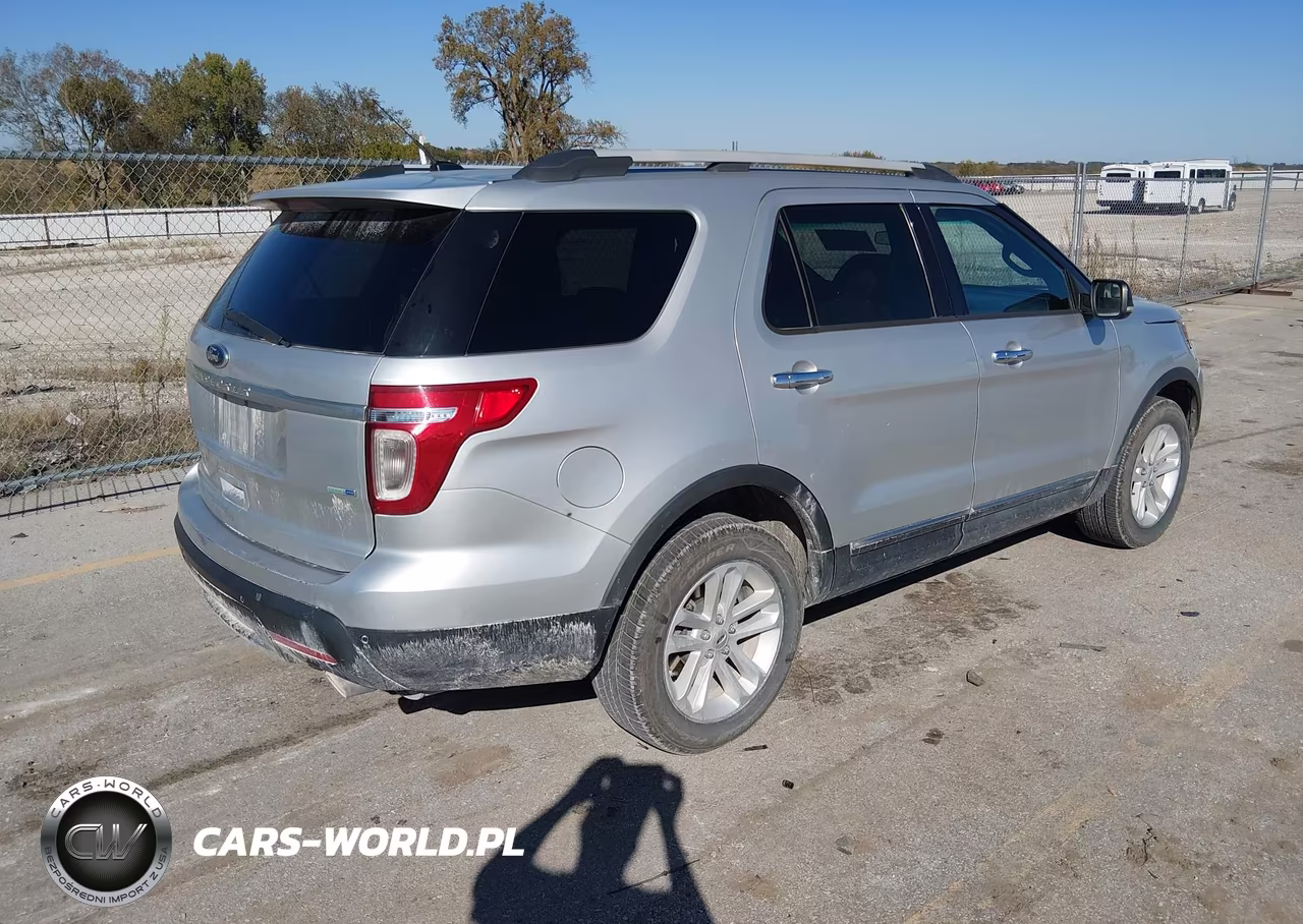 2013 Ford Explorer Xlt VIN:1FM5K8D88DGA88108 - 4